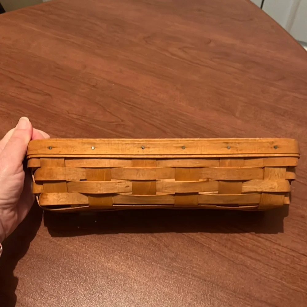 Vintage Longaberger bread basket 1993